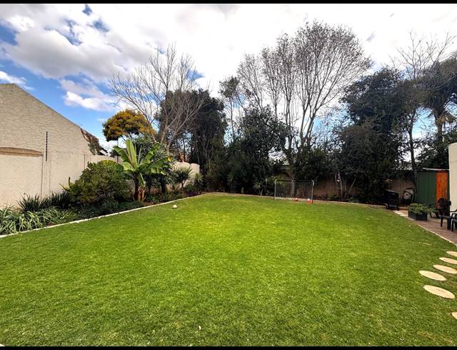 4 BEDROOM HOUSE FOR SALE IN BUURENDAL